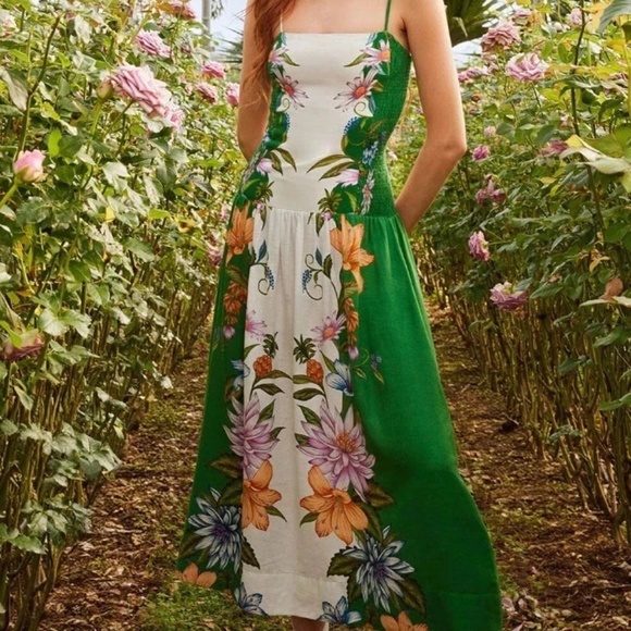 FARM Rio Dresses & Skirts - Unworn Farm Rio Sweet Bloom Dreamscape Linen Blend Midi Dress in Off White Multi